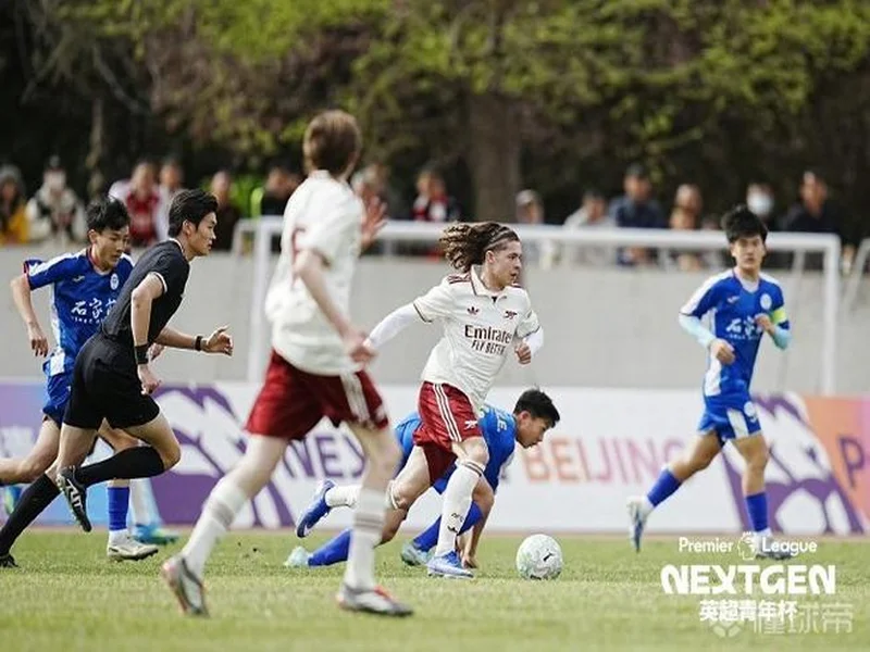 默特萨克：亚洲球员留洋未必要尽早；构建本土青训文化更重要